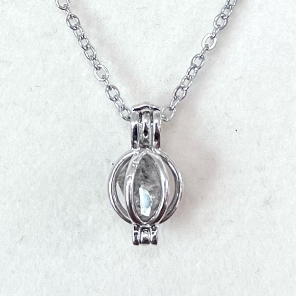 Handmade Silver Herkimer Diamond Quartz Crystal Round Cage Pendant Necklace - Picture 3 of 6